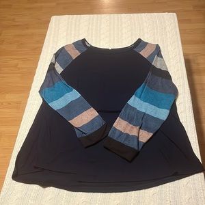 Navy long sleeved tops with striped sleeves